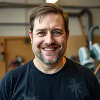 Marcus Johnson - Lead Painter